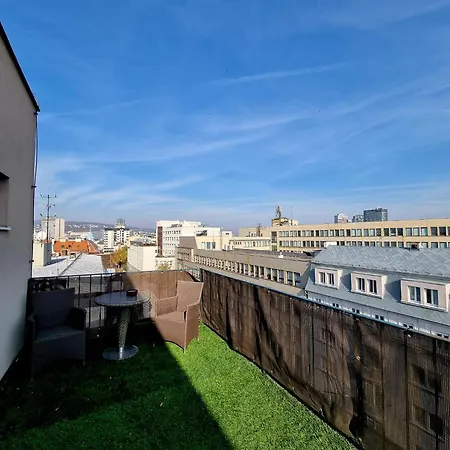 Apartment Premium Old Town Huge Terasse Near Eurovea With Amaznig View Pressburg