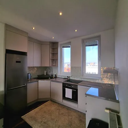 Premium Old Town Huge Terasse Near Eurovea With Amaznig View Apartamento