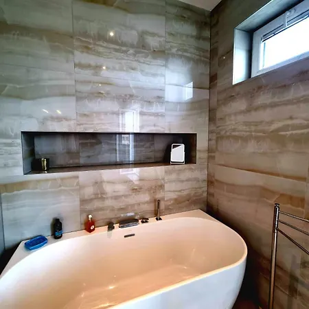 Premium Old Town Huge Terasse Near Eurovea With Amaznig View Apartamento